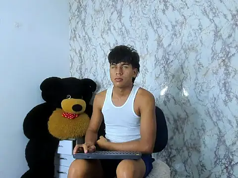 Valentino Lane online show from 02.08.26