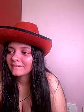 candicewest  online show from 12.17.25