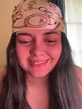 candicewest  online show from 02.21.26