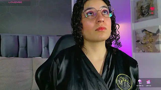 Snapshot of DemiJones_ chatting on 02.28.26 DemiJones online show from 02.28.26