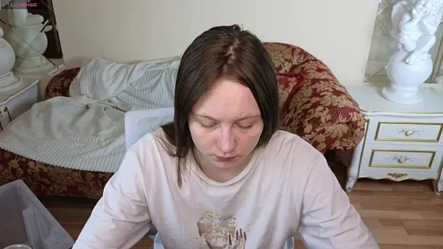 HolyBabyDoll online show from 11.26.25