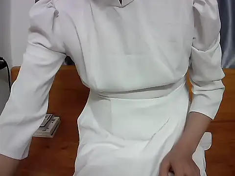 Snapshot of Hatmuaxa chatting on 11.19.25 Hatmuaxa online show from 11.19.25