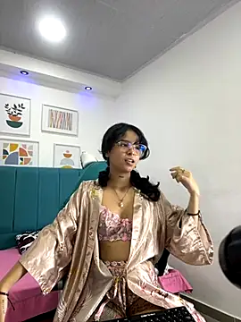  vaiolet owo online show from 11.15.25