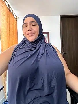 sweetmuslim01 online show from 11.13.25