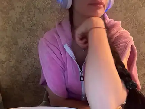 Angelinaa19 online show from 01.05.26