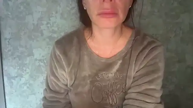 Snapshot of Angelinaa19 chatting on 02.14.26 Angelinaa19 online show from 02.14.26