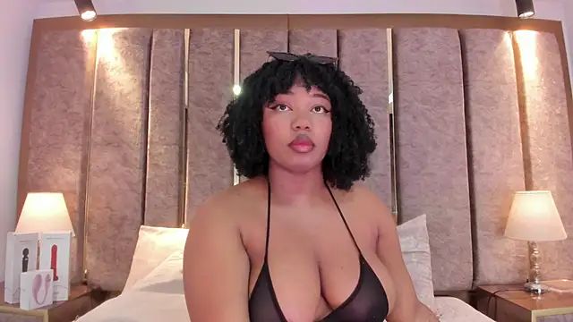 BrendaFernandez  online show from 04.12.26