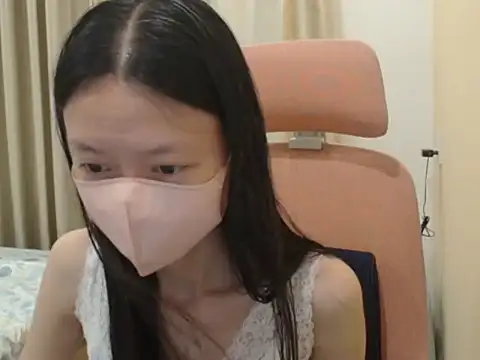 Lil-Cherries online show from 03.17.26