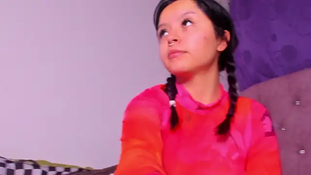 Snapshot of amy__a chatting on 01.07.26 amy a online show from 01.07.26