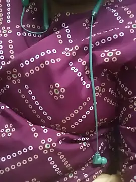 Snapshot of Rathi_telugu_couple chatting on 05.26.26 Rathi telugu couple online show from 05.26.26