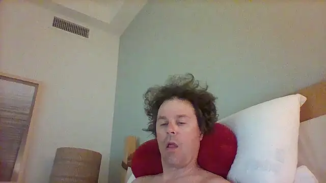 hung4creampie online show from 02.28.26