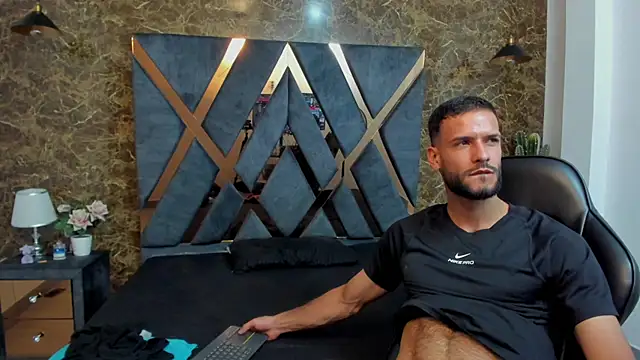 Snapshot of Jacob_Benelli chatting on 02.13.26 Jacob Benelli online show from 02.13.26