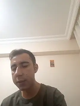 Snapshot of slowdownricK_ chatting on 11.08.25 slowdownricK online show from 11.08.25