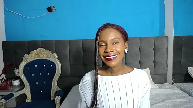 Aliis Love online show from 11.19.25