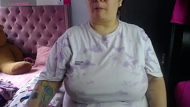 kattybbwbigboobs  online show from 05.11.26