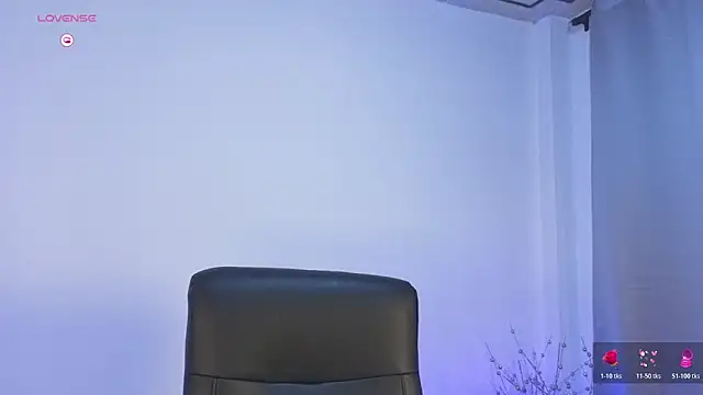 MissEmma   online show from 11.19.25