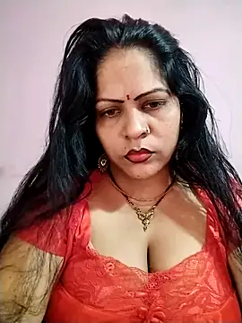 Snapshot of lovely__queen chatting on 11.09.25 lovely queen online show from 11.09.25