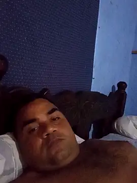 Snapshot of CUTE_V_LOVE chatting on 11.27.25 CUTE V LOVE online show from 11.27.25