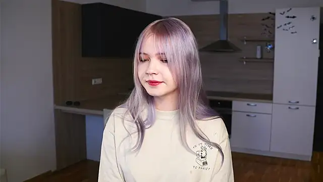 Snapshot of DonnetteShaban chatting on 11.11.25 DonnetteShaban online show from 11.11.25