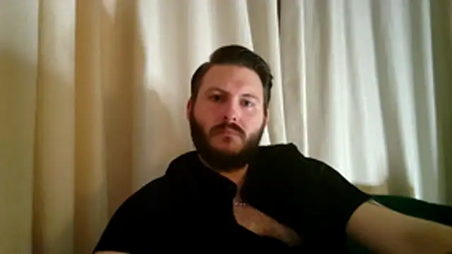 Dragonite2626 online show from 11.16.25