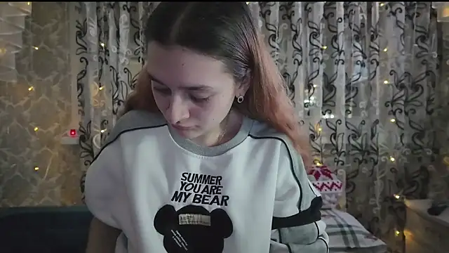 SweetLiaison online show from 03.12.26