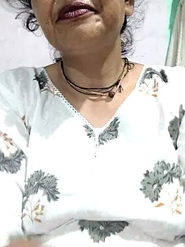 Piya Bakshi online show from 05.16.26