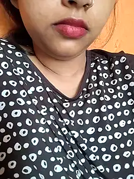 Snapshot of Sexy_Divya__ chatting on 06.19.26 Sexy Divya online show from 06.19.26