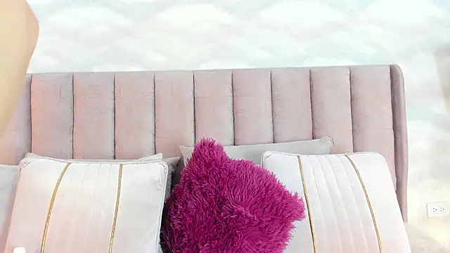 caro gemm online show from 02.03.26