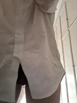 Snapshot of CuteDaddy92 chatting on 04.01.26 CuteDaddy92 online show from 04.01.26