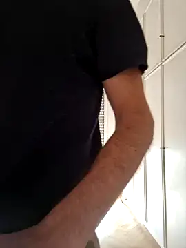 Snapshot of CuteDaddy92 chatting on 04.14.26 CuteDaddy92 online show from 04.14.26