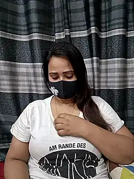 Snapshot of sadiya56803 chatting on 01.15.26 sadiya56803 online show from 01.15.26