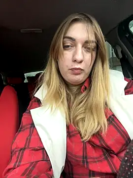 Snapshot of Avila_aa chatting on 11.16.25 Avila aa online show from 11.16.25