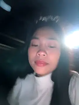 Lynly k2 online show from 12.19.25