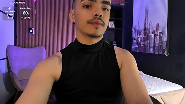 Snapshot of NicoKingg_ chatting on 11.13.25 NicoKingg online show from 11.13.25