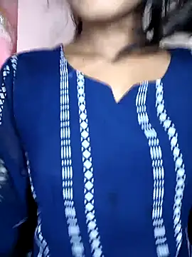 Snapshot of priyanka-rani1 chatting on 11.13.25 priyanka-rani1 online show from 11.13.25