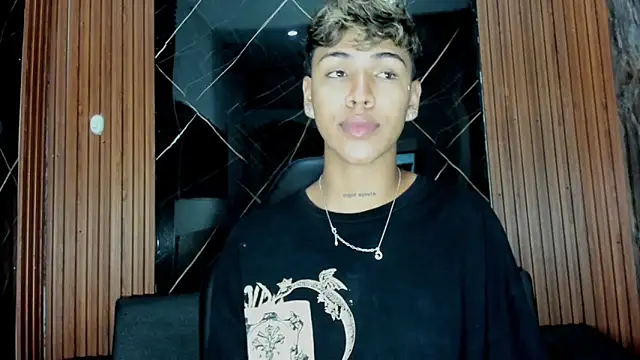 Timmy Kiing  online show from 12.20.25