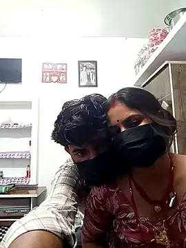 Snapshot of INNAVIN chatting on 06.29.26 INNAVIN online show from 06.29.26