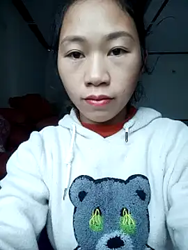 Xonpine029 online show from 11.18.25