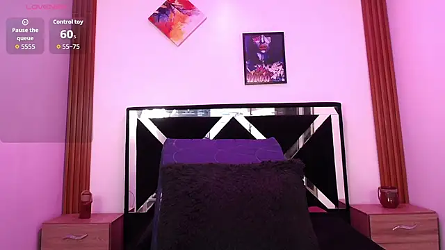 SCARLETT INK  online show from 11.22.25