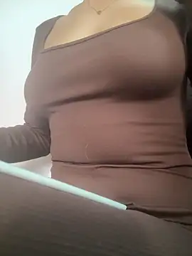 SCARLETT INK  online show from 04.13.26