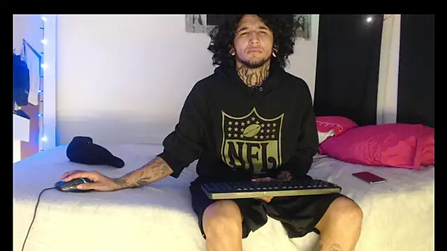 Yuki mil online show from 11.08.25