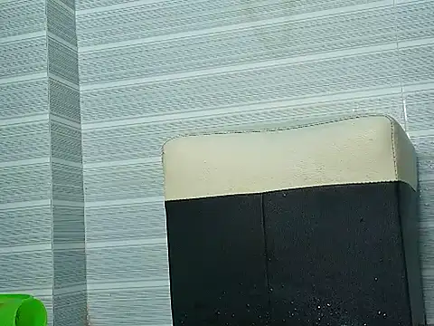 Tiny-122 online show from 04.25.26