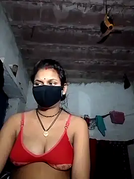 Snapshot of LOVE_FI95 chatting on 11.12.25 LOVE FI95 online show from 11.12.25