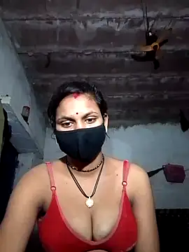 Snapshot of LOVE_FI95 chatting on 11.16.25 LOVE FI95 online show from 11.16.25