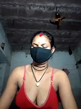 Snapshot of LOVE_FI95 chatting on 11.29.25 LOVE FI95 online show from 11.29.25