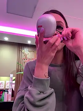 yourselenaa online show from 01.15.26