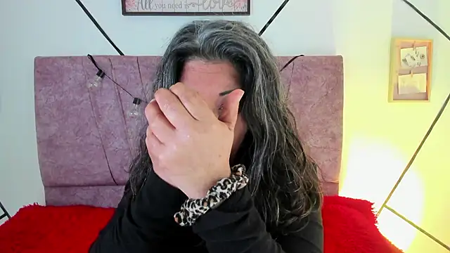 Victoriaa Anderson online show from 02.24.26