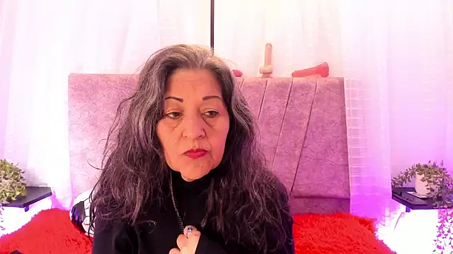 Snapshot of Victoriaa_Anderson chatting on 06.17.26 Victoriaa Anderson online show from 06.17.26