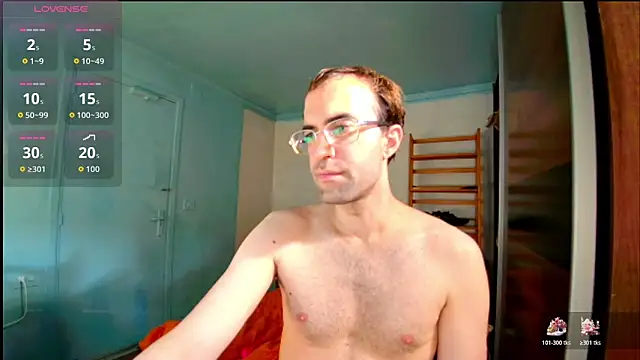 Snapshot of albertpassive chatting on 05.22.26 albertpassive online show from 05.22.26