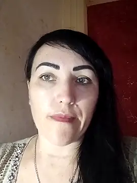 Snapshot of ArianaXFresh chatting on 11.15.25 ArianaXFresh online show from 11.15.25